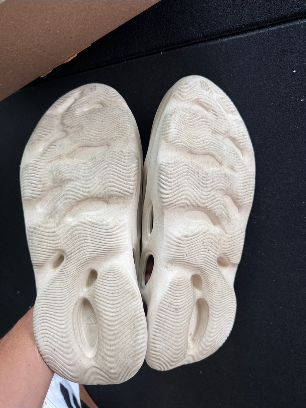 Yeezy Foam Runner - Picture 4 of 6